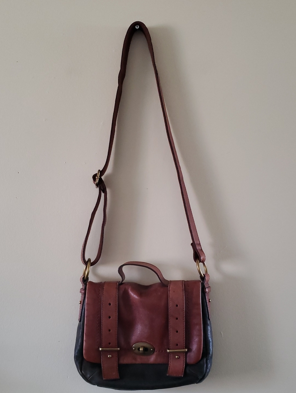 Fossil Long Live Vintage Turn Lock Two Tone Brown Leather Crossbody Flap Bag